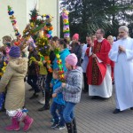 Niedziela Palmowa- procesja wokół Kościoła
