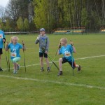 Najmłodsi zawodnicy Klubu Błękitni Nordic Walking Dziemiany