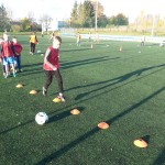 Zajęcia z piłki nożnej dla dzieci ze Szkoły Podstawowej