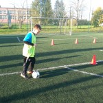 Zajęcia z piłki nożnej dla dzieci ze Szkoły Podstawowej