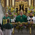 Podziękowanie księdzu Maciejowi Szczodrowskiemu za 5- letnią posługę kapłańską