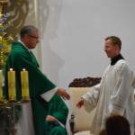 Podziękowanie księdzu Maciejowi Szczodrowskiemu za 5- letnią posługę kapłańską