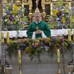 Podziękowanie księdzu Maciejowi Szczodrowskiemu za 5- letnią posługę kapłańską