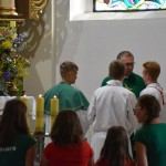 Podziękowanie księdzu Maciejowi Szczodrowskiemu za 5- letnią posługę kapłańską