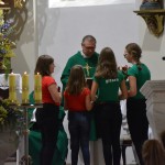 Podziękowanie księdzu Maciejowi Szczodrowskiemu za 5- letnią posługę kapłańską