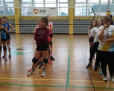 Inauguracja Powiatowej Ligi Piłki Siatkowej Dziewcząt