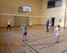 MIKOŁAJKOWY TURNIEJ RZUCANKI SIATKARSKIEJ 2018