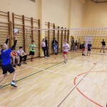 ŚWIĄTECZNY TURNIEJ MINI SIATKÓWKI „JEDYNEK” DLA  KLAS III