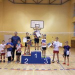 ŚWIĄTECZNY TURNIEJ MINI SIATKÓWKI „JEDYNEK” DLA  KLAS III