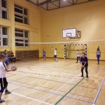 ŚWIĄTECZNY TURNIEJ MINI SIATKÓWKI „DWÓJEK” DLA CHŁOPCÓW I DZIEWCZĄT Z KLAS 4 – 6