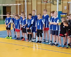 UKS RELAKS  III MIEJSCE W CZŁUCHOWIE W MINISIATKÓWCE „2”