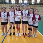 UKS RELAKS  III MIEJSCE W CZŁUCHOWIE W MINISIATKÓWCE „4”