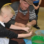 Lepienie garnków z gliny