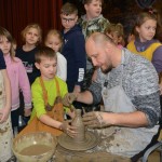 LEPIENIE GARNKÓW Z GLINY