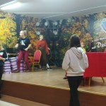 Teatralne zakończenie ferii  biblioteczno-szkolnej grupy teatralnej